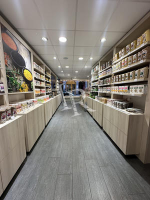 Fonds de commerce - Local commercial - 108 m²