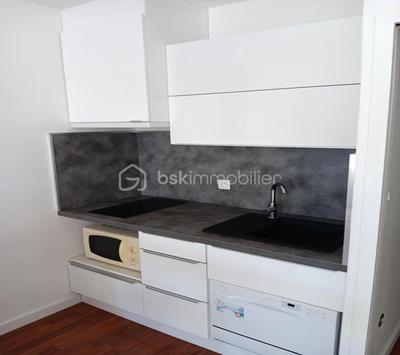 Studio - 27 m² - 1 pièce