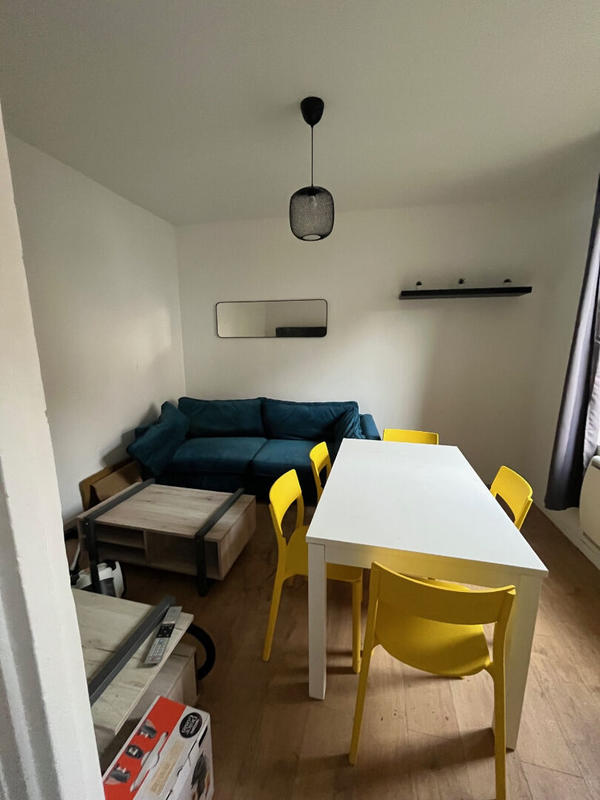 Maison - 80 m² - 5 pièces