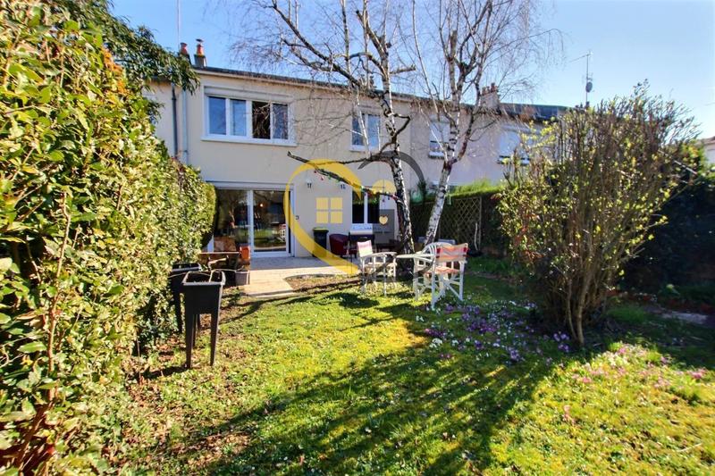 Maison de ville - 92 m² - 5 pièces