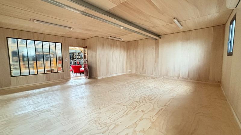 Bureau - 44 m² - 1 pièce