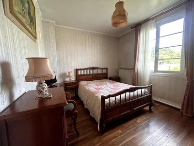 Maison traditionnelle - 116 m² - 6 pièces