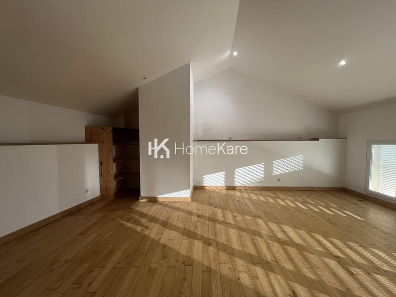 Maison - 180 m² - 5 pièces