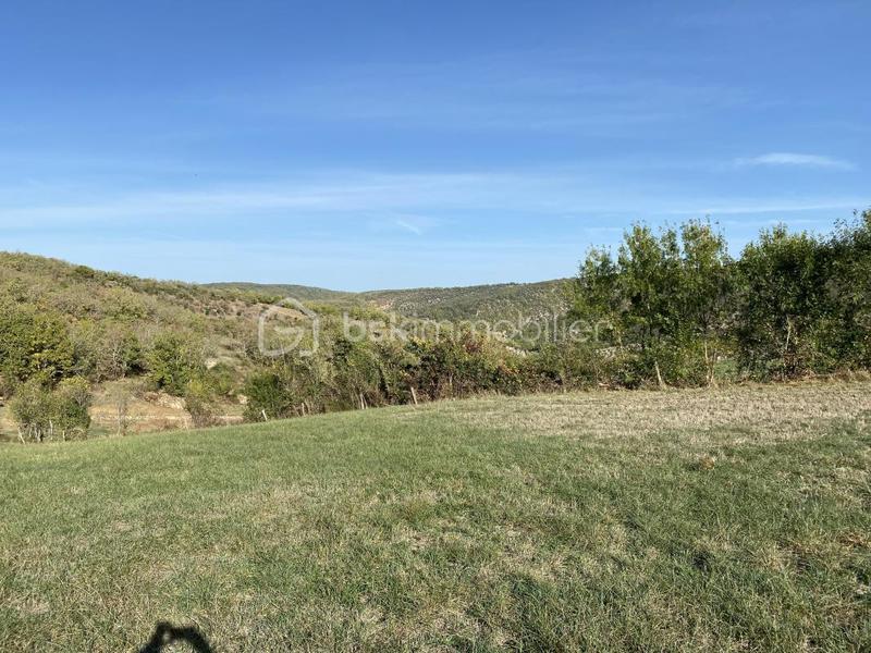 Terrain constructible - 1 178 m²