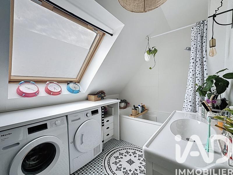 Maison - 96 m² - 5 pièces