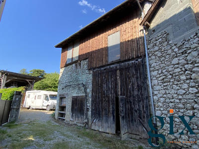 Maison - 100 m² - 2 pièces