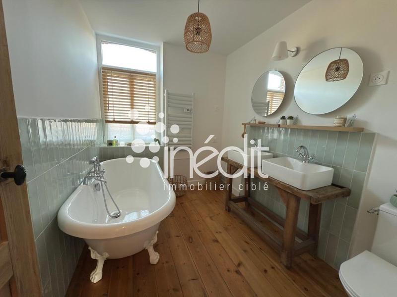 Maison - 112 m² - 5 pièces