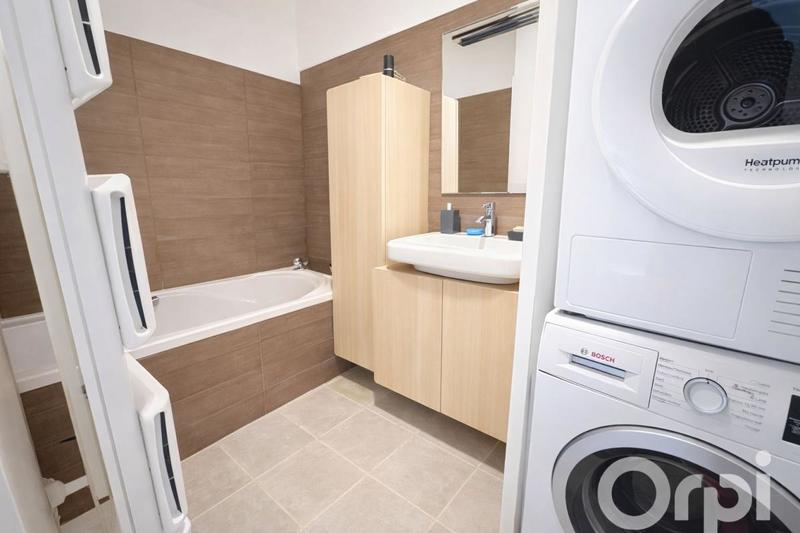 Appartement - 105 m² - 4 pièces