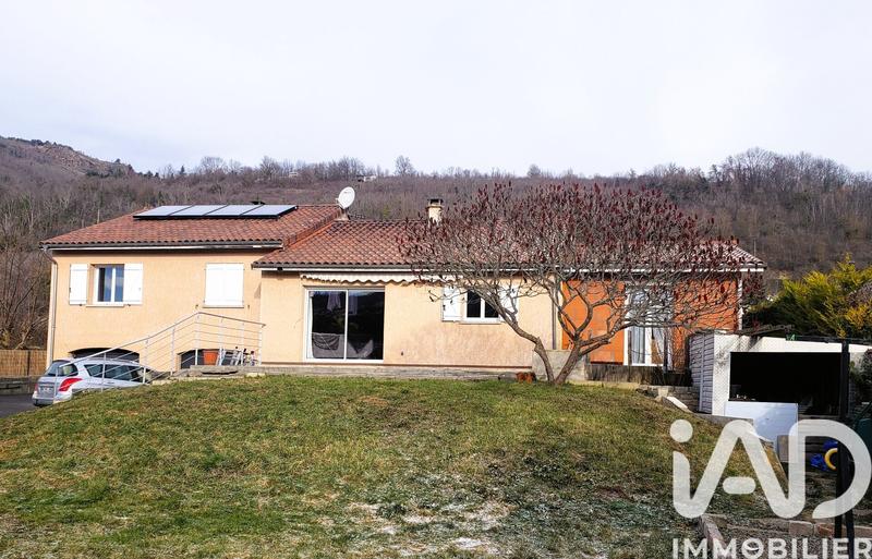 Maison - 135 m² - 6 pièces