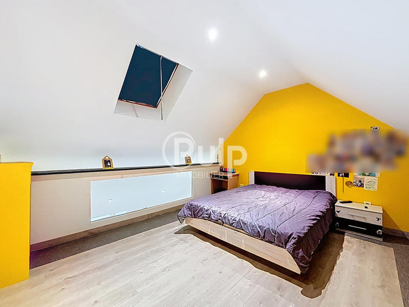 Maison - 200 m² - 7 pièces