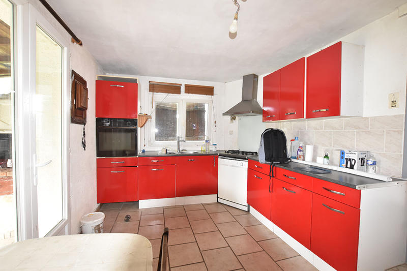 Maison - 75 m² - 5 pièces