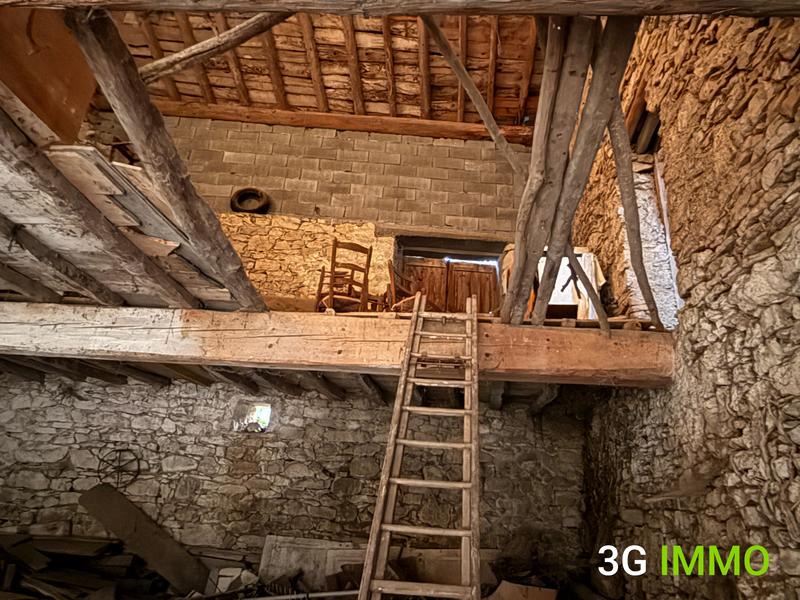 Propriété - 260 m² - 4 pièces