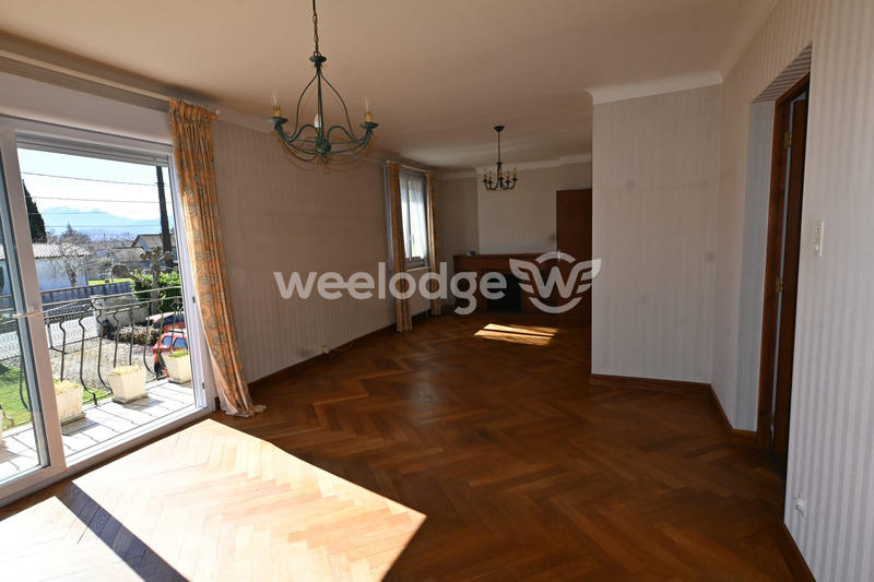 Maison - 123 m² - 10 pièces