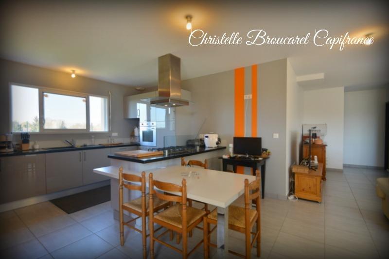 Maison - 210 m² - 4 pièces