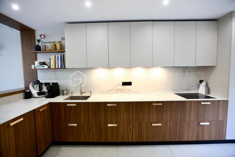 Maison - 144 m² - 7 pièces