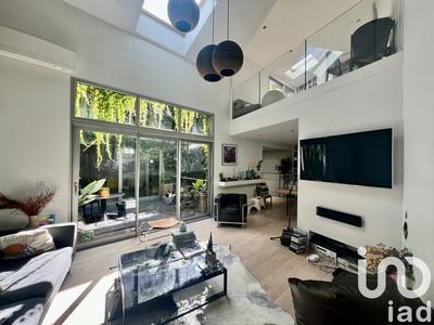 Loft - 170 m² - 4 pièces