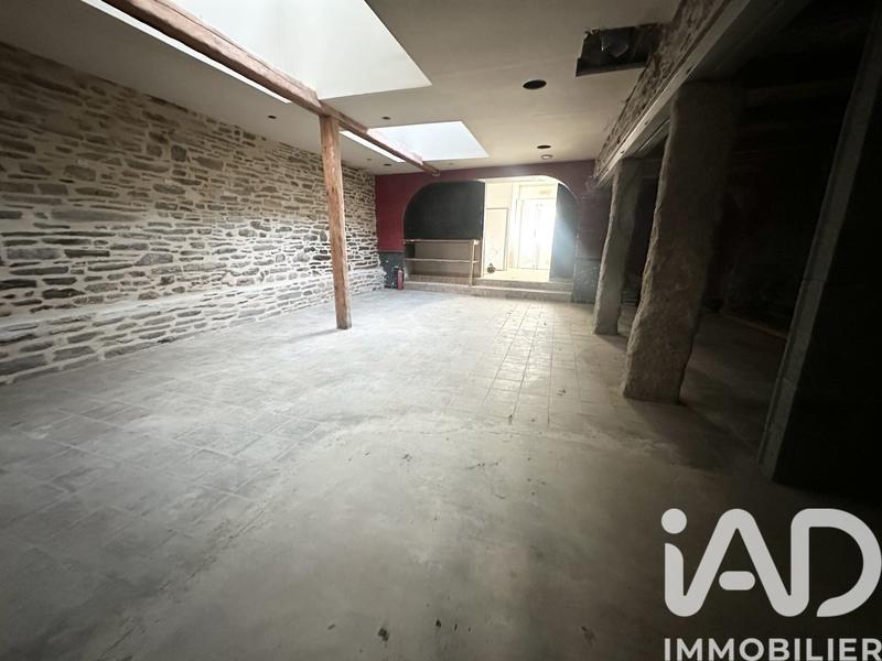 Maison de ville - 300 m² - 5 pièces