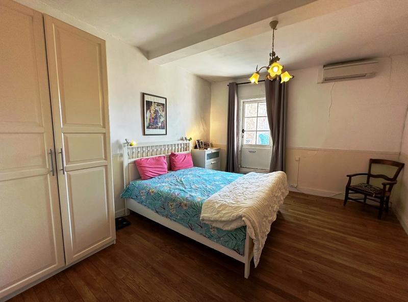 Maison - 281 m² - 7 pièces