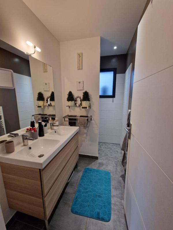 Maison - 124 m² - 2 pièces