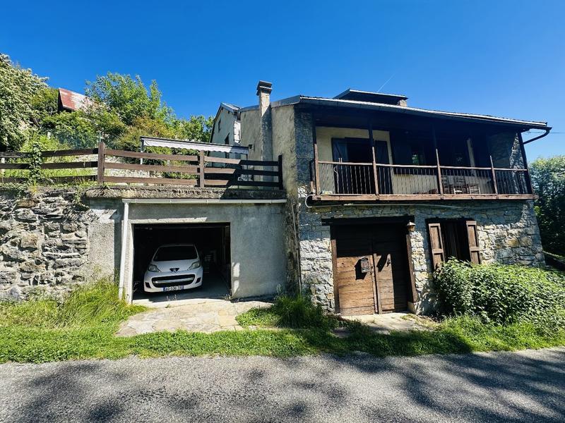 Maison - 98 m² - 4 pièces