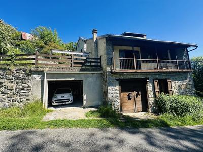 Maison - 98 m² - 4 pièces