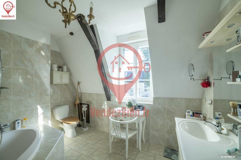 Maison - 183 m² - 5 pièces