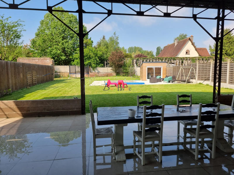 Maison - 250 m² - 4 pièces