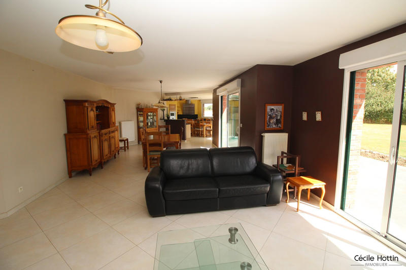 Maison - 213 m² - 6 pièces