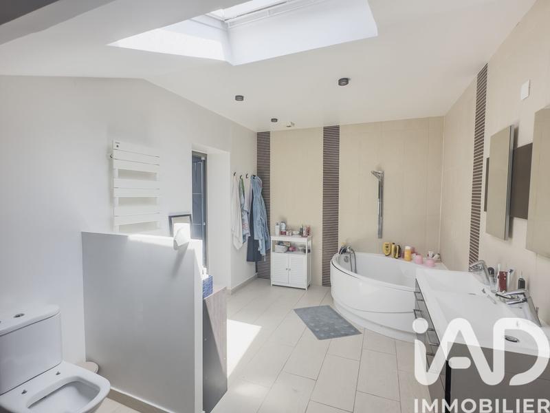 Duplex - 166 m² - 6 pièces