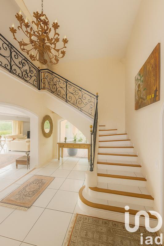 Maison de maîtres - 320 m² - 10 pièces