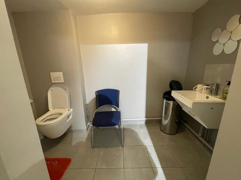 Local commercial - 225 m²