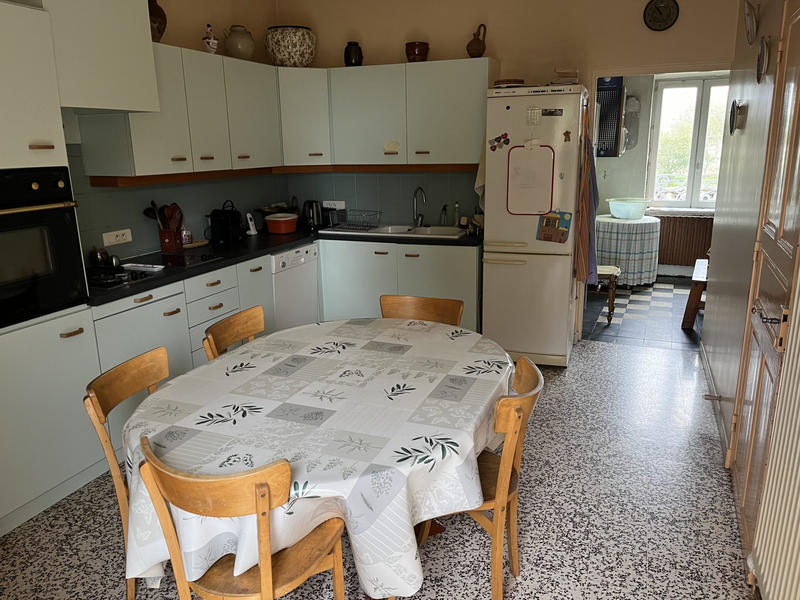 Maison ancienne - 280 m² - 13 pièces