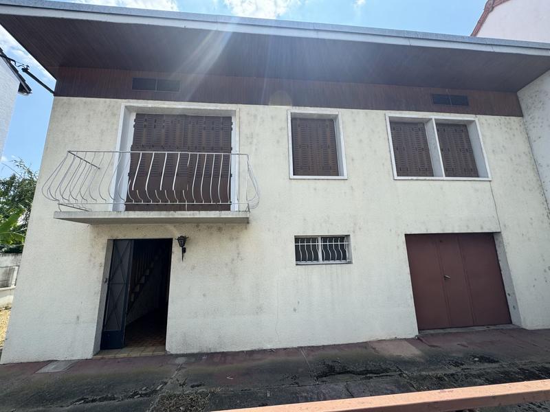 Maison - 96 m² - 4 pièces