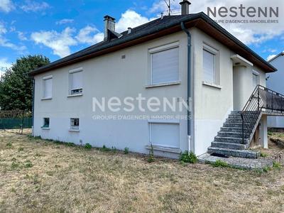 Demeure - 92 m² - 6 pièces