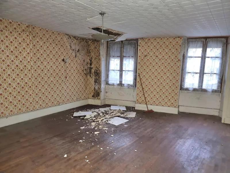 Maison - 96 m² - 3 pièces