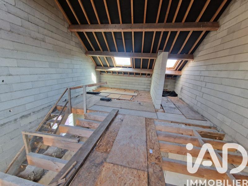 Maison - 104 m² - 4 pièces