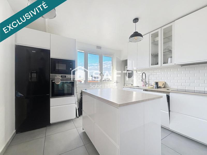 Appartement - 93 m² - 4 pièces