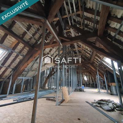 Appartement - 100 m² - 5 pièces