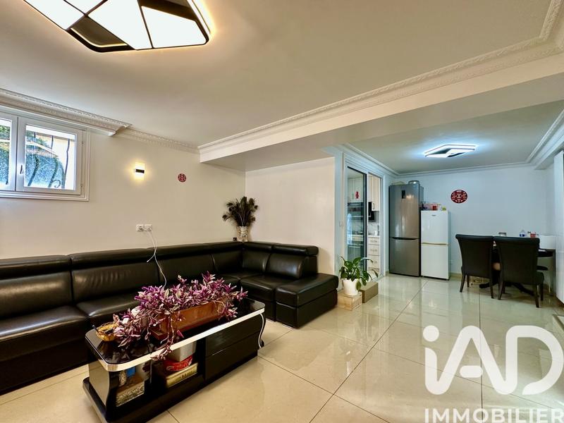 Maison - 161 m² - 8 pièces