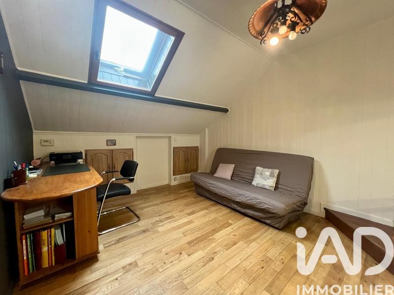 Maison - 177 m² - 6 pièces