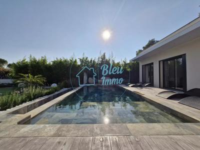 Villa - 180 m² - 5 pièces