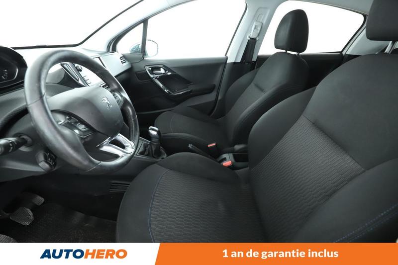 Peugeot 208 1.6 Blue-HDi Style 5p 75 ch