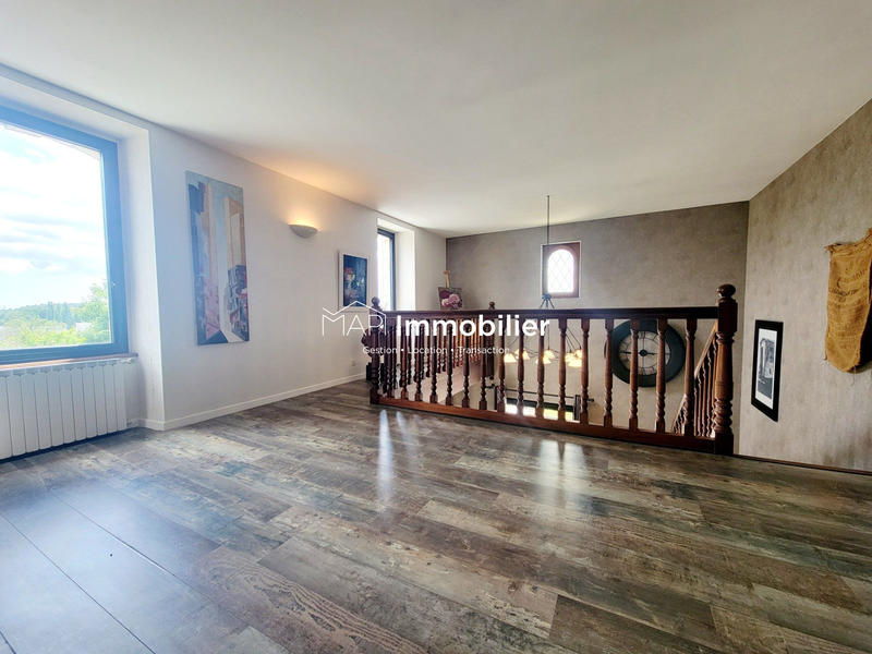 Maison ancienne - 179 m² - 7 pièces
