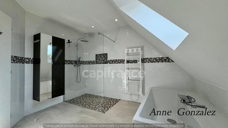 Maison - 160 m² - 6 pièces