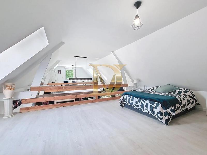 Propriété - 163 m² - 6 pièces