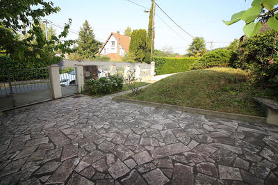 Maison - 162 m² - 7 pièces