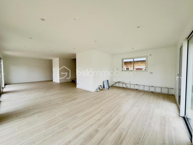 Maison - 120 m² - 4 pièces