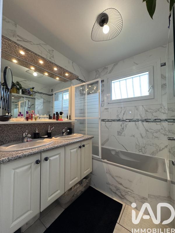 Maison - 114 m² - 6 pièces