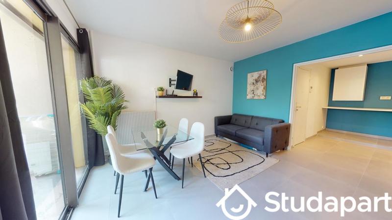 Chambre - 10 m² - 1 pièce