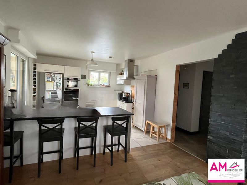 Maison - 151 m² - 7 pièces